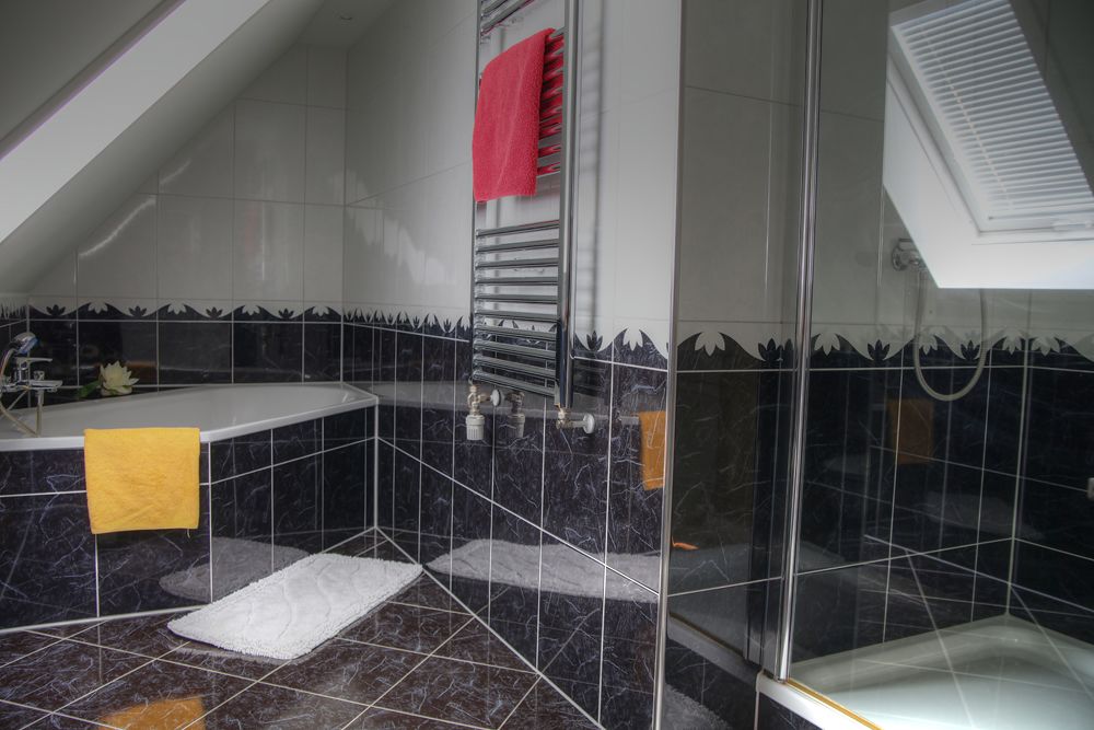 Strandhaus am Müritzufer 100 m bis zum Badestrand für 4 Personen bei