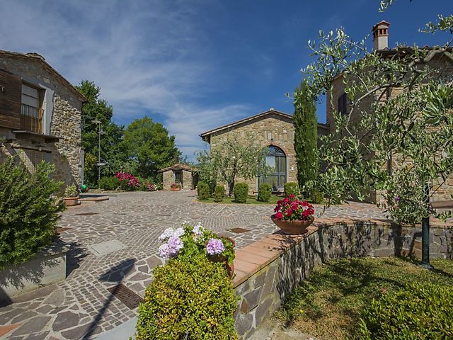 Ferienwohnung Il Borghetto In Barberino Di Mugello Fur 6 Personen 2 Schlafzimmer Hund Erlaubt Bei Tourist Online Buchen Nr 689776