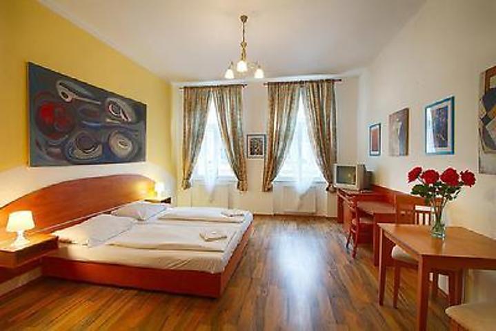 Ferienwohnung Komfortables Appartement Mit Fruhstuck Fur Bis 4 Personen Im Prager Stadtzentrum In Praha 1 Schlafzimmer Hund Erlaubt Bei Tourist Online Buchen Nr 1043026