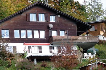 Ferienwohnungen Ferienhauser In Grusch Graubunden Mieten