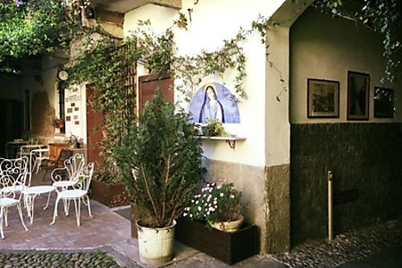 Ferienwohnungen Ferienhauser In Senago Milano Mieten