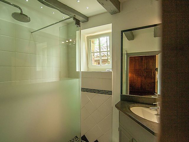 Idyllisches Ferienhaus mit Swimmingpool in Grives in Belvès für 8