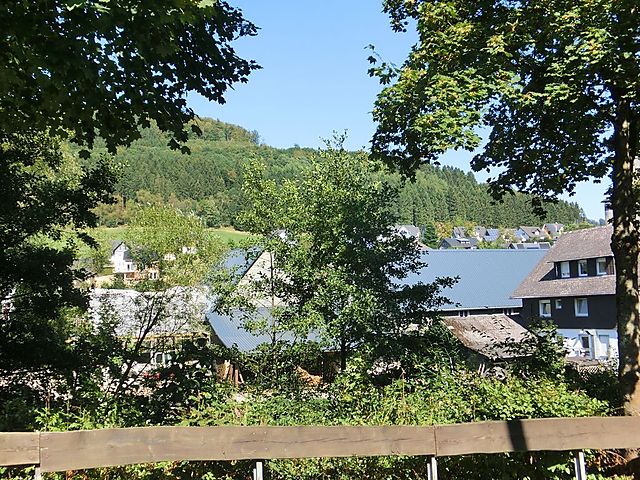 Geraumiges Ferienhaus In Schmallenberg Mit Eigener Terrasse Fur Personen 10 Schlafzimmer Bei Tourist Online Buchen Nr