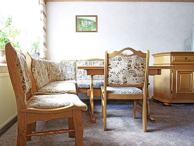 Ruhige Wohnung In Schmallenberg Mit Terrasse Fur 5 Personen 2 Schlafzimmer Bei Tourist Online Buchen Nr