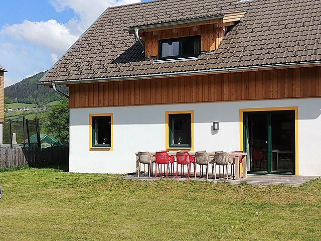 In Sankt Michael im Lungau, leicht zu erreichen ber den Tauern- oder und beim Einkehren regionale Kchenschmankerl kennenlernen gutes Essen hlt ja Liste - Unterknfte - St. Michael im Lungau
