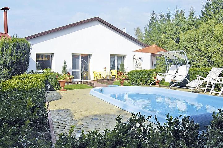 Ferienhaus Reihenhaus Sieciemin In Sianow Fur 13 Personen 4 Schlafzimmer Hund Erlaubt Bei Tourist Online Buchen Nr