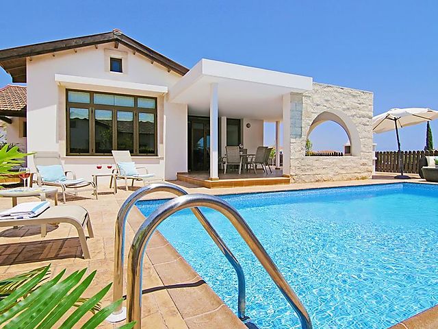 Ferienhaus Athpen5 In Ayia Napa Fur 4 Personen 2 Schlafzimmer Bei Tourist Online Buchen Nr