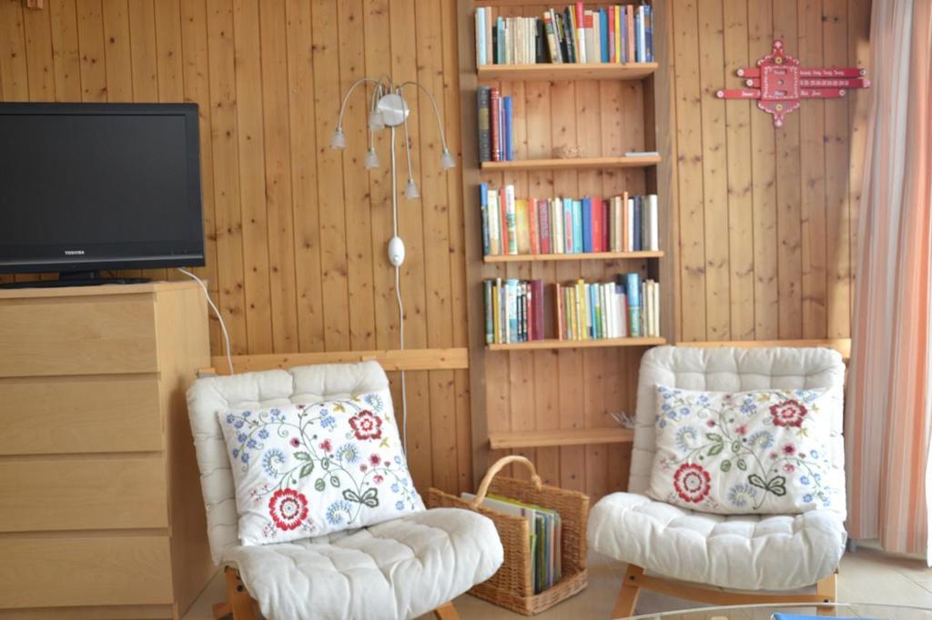 Ferienwohnung Ski ab Haustür, Laax-Murschetg für 6 Personen, 2