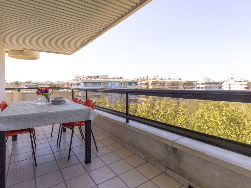 Ferienwohnung Cancun In Salou Fur 4 Personen 2 Schlafzimmer Bei Tourist Online Buchen Nr