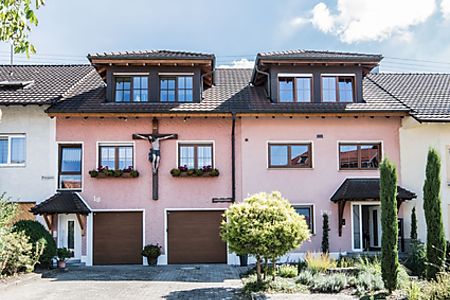 Poolurlaub In Singen Ferienwohnungen Und Ferienhauser Mit Pool