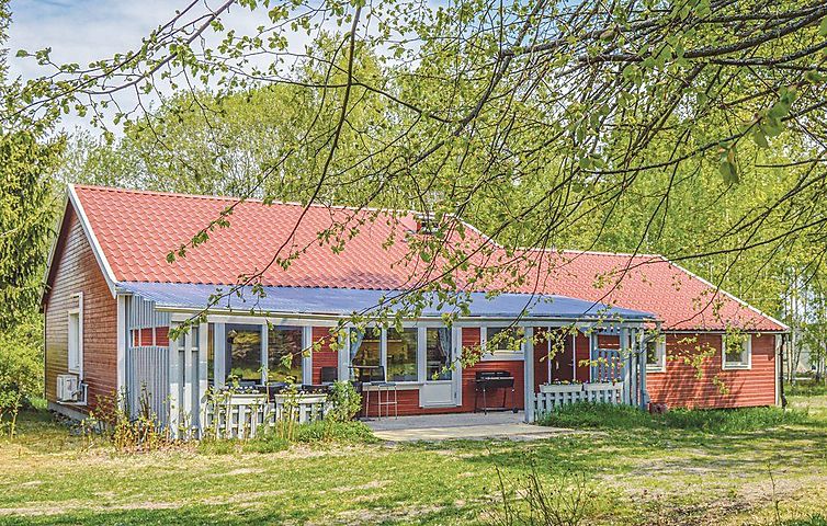 Ferienhaus Farentunna Fur 7 Personen 3 Schlafzimmer Bei Tourist Online Buchen Nr