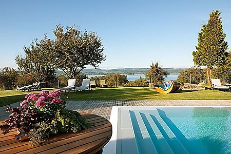 Poolurlaub In Gaienhofen Ferienwohnungen Und Ferienhauser Mit Pool