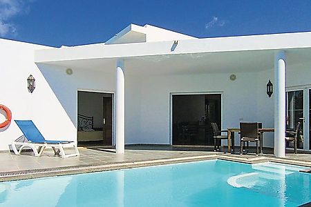 Poolurlaub Auf Lanzarote Ferienwohnungen Und Ferienhauser Mit Pool
