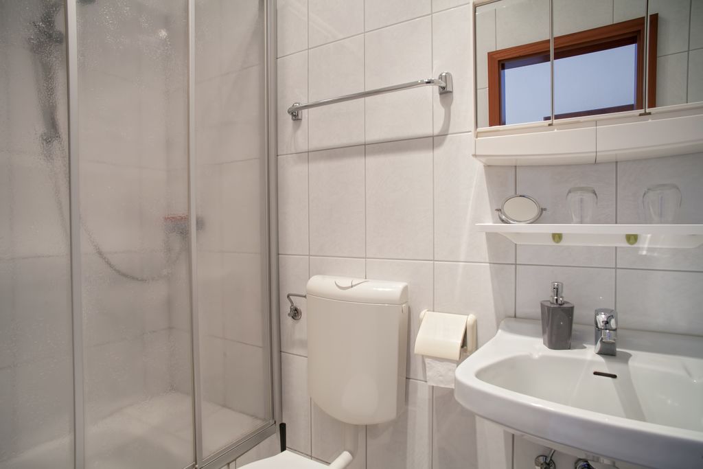 Ostseetraum, Haus Hummel, Wohnung 1 in Dahme für 5 Personen, 3 Schlafzimmer bei tourist-online ...