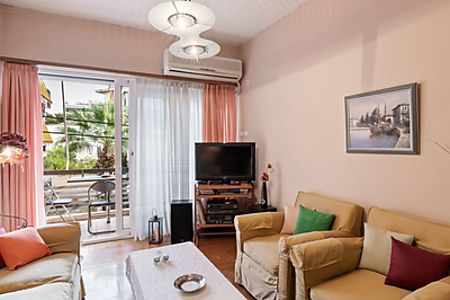 Ferienwohnungen Ferienhauser In Glyfada Mieten