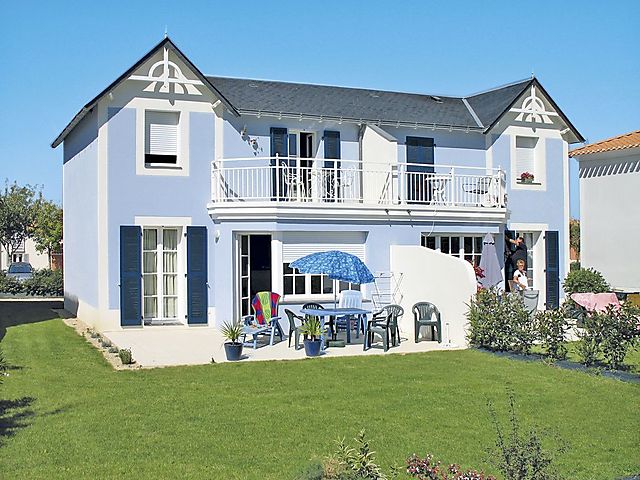 Ferienhaus Le Domaine De Fontenelles Sgc211 In Coex Fur 6 Personen 2 Schlafzimmer Hund Erlaubt Bei Tourist Online Buchen Nr 9474