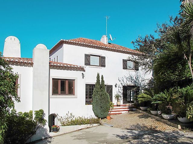 Ferienhaus Oliveiras House Cle150 In Colares Fur 6 Personen 3 Schlafzimmer Bei Tourist Online Buchen Nr