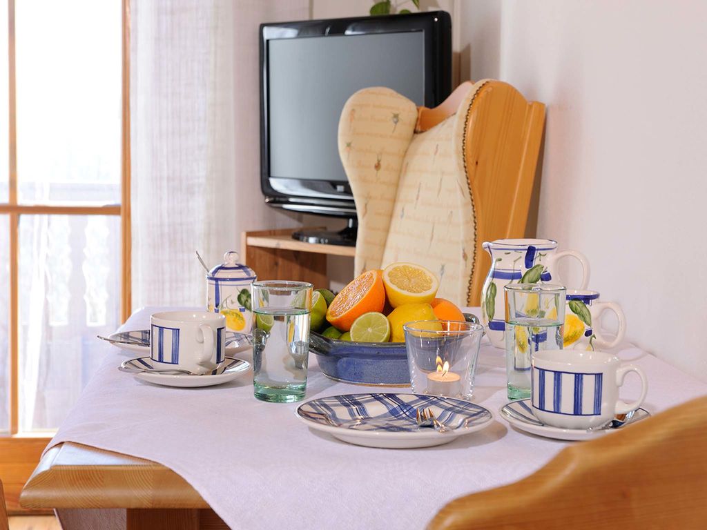 Ferienwohnung Köllhof (DE Höslwang). Appartement Rittersporn, 27 qm