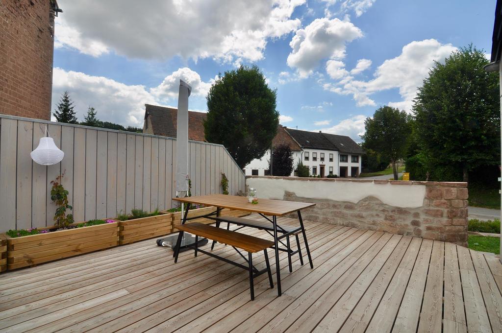 Ferienhaus Baustert Ferienhaus, Dusche und Bad, WC, 3 Schlafräume für 6